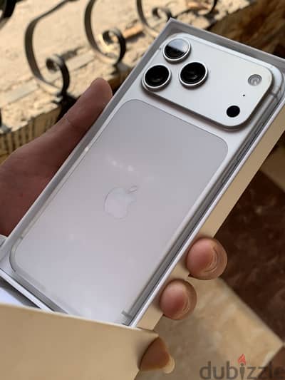Iphone 17pro max256g battery 100%||ايفون ١٧برو ماكس ٢٥٦جيجا
