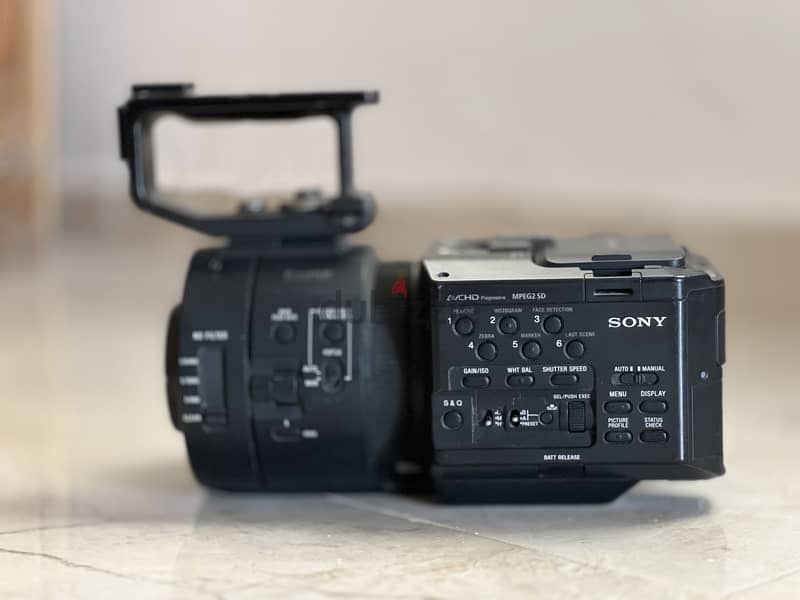 Sony FS700R Professional Cinema Camera 1