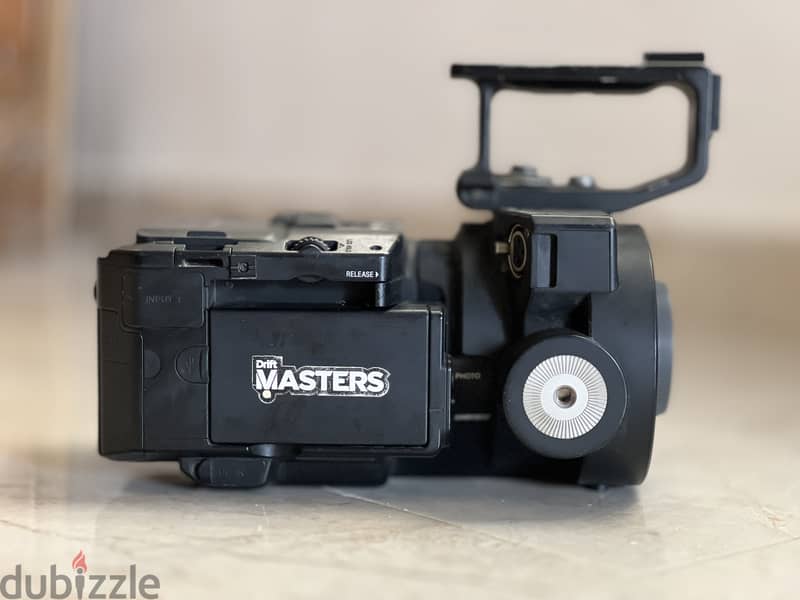 Sony FS700R Professional Cinema Camera 2