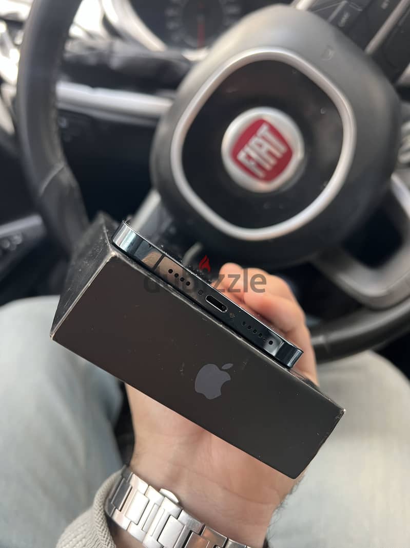 Iphone 12 pro max 3