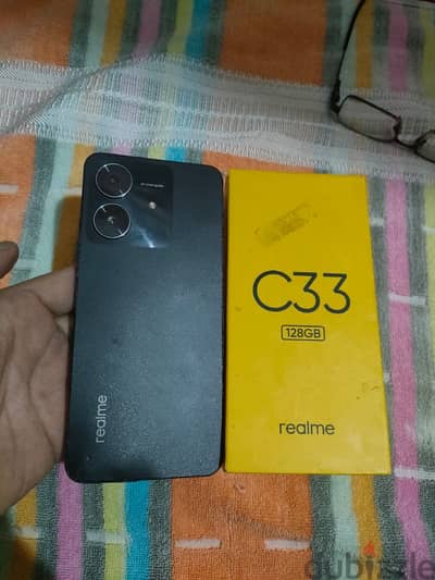 فرصة ريلمي C33 مساحة 128جيجا ورام 4+4 كرتونة