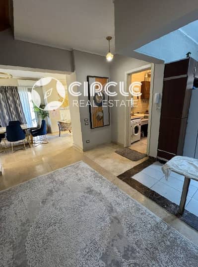 دوبلكس مفروش بالكامل للبيع في فيليدج جيت | 210م | موقع مميز | شامل الجراج | بجوار الجامعة الأمريكية | استلام فوري | التجمع الخامس | القاهرة الجديدة