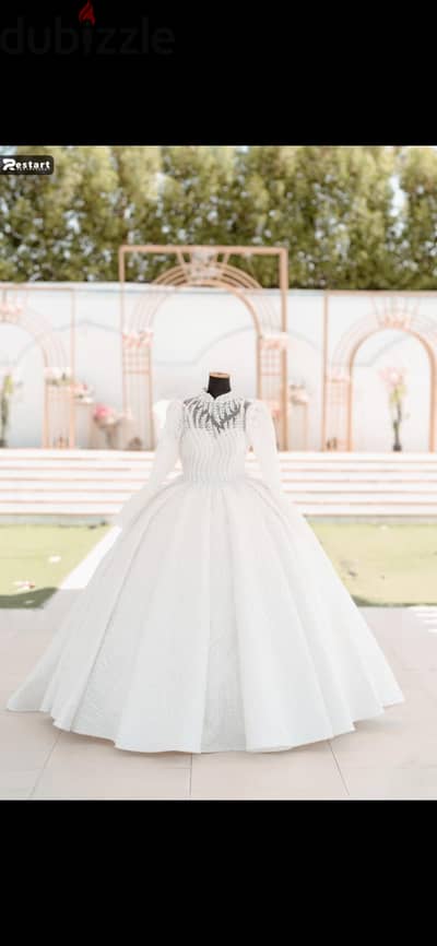 wedding dress