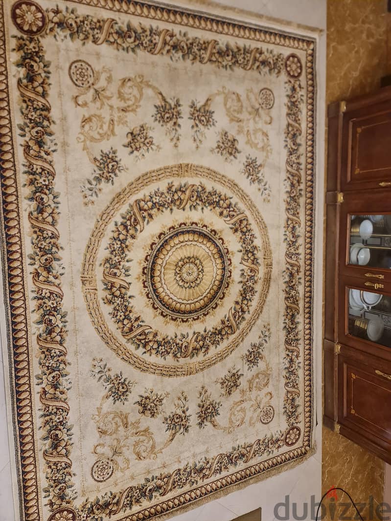 used silk carpet very good condition 1