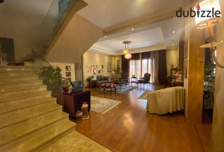 اكبر فيلا للبيع أمام الرحاب بوابه ٦ اكبر مساحه في التوين هاوس lago vista