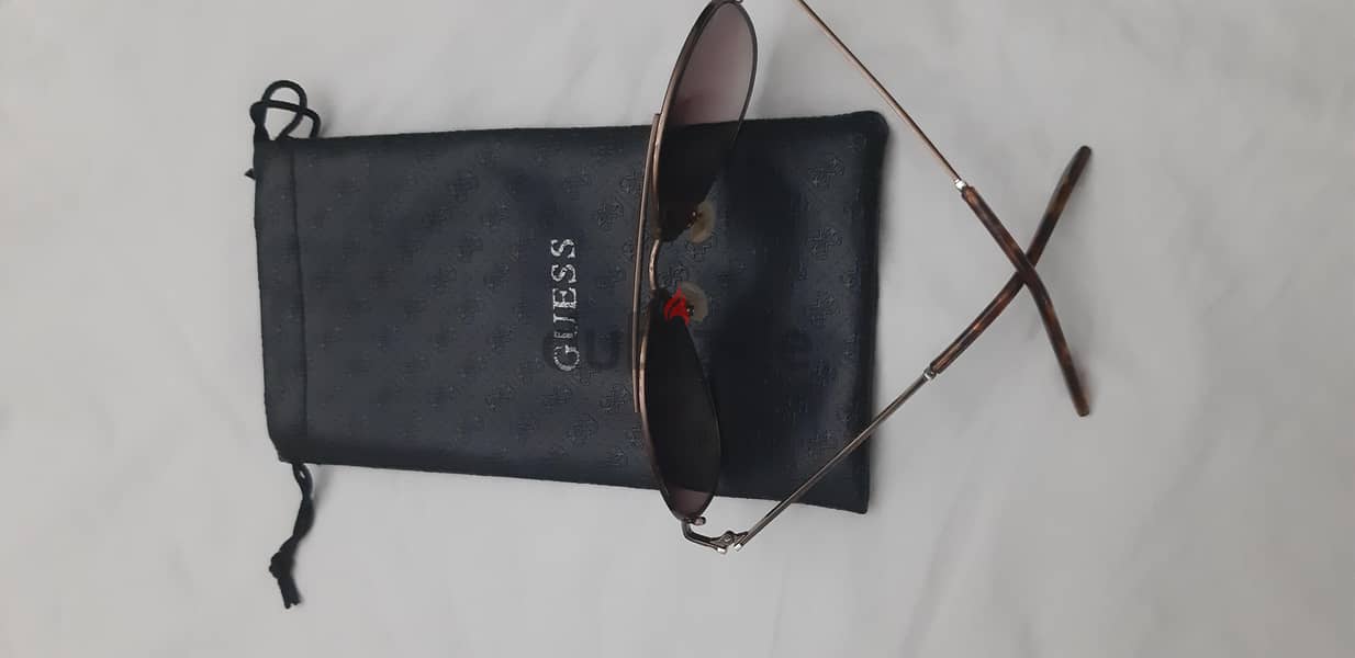 Guess Original Sunglassess 2