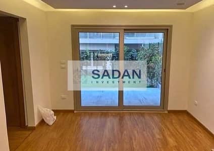 Ground floor apartment with garden, 40% discount, immediate delivery in Galleria Moon Valley Compound, near Mivida, Fifth Settlement
