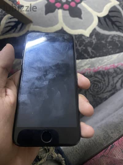 ايفون ٨-256 بيع او بدل ب ايفون