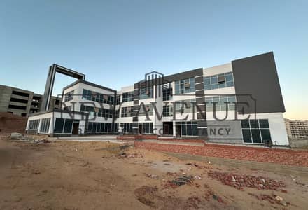 مول تجاري 2600 متر مربع للبيع بالعاصمه الاداريه  New Capital