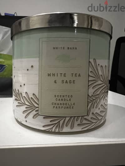 Bath & Body works scented candle