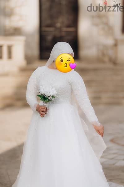 فستان زفاف للبيع