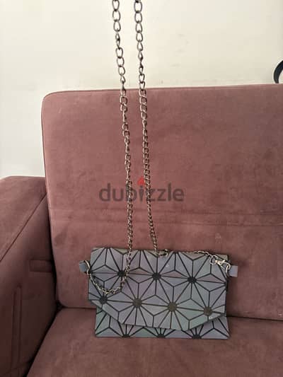 شنطة كروس شيك و مريحة