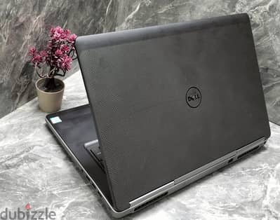 Dell precision 7710  وحش الجرافيك والرندر