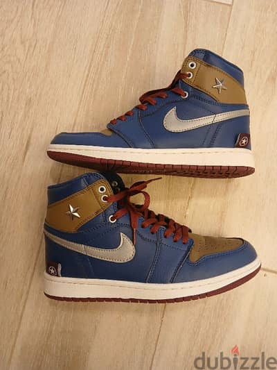 Air Jordan 1 "Captain America" شوز نايكي