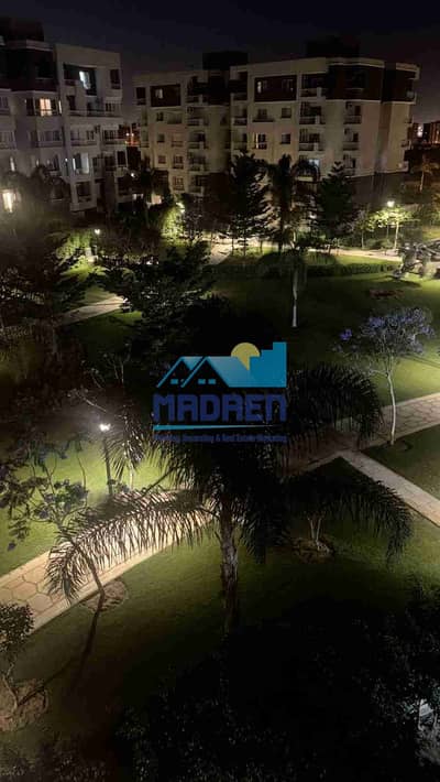 Apartment distinctive for sale in Madinaty B10 area 165 m wide garden view ultra-luxurious finishing