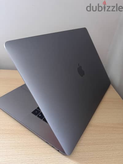 Macbook Pro intel I7