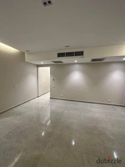 Apartment for sale in Six West Compound, Sheikh Zayed  Ready to move, fully finished  Minutes from Dahshur