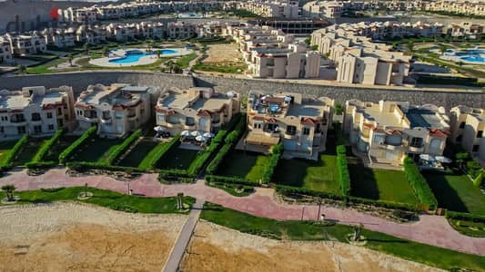 شاليه استلام فوري في كورال هيلز الساحل الشمالي بمقدم 30% على 4 سنين تشطيب سوبر لوكس عالبحر