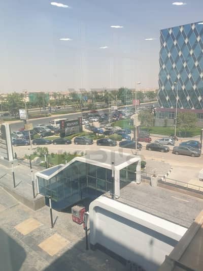 Office Open Space 200m for Rent, Fully Finished, with Direct View of North 90th Street in Trivium Square in New Cairo