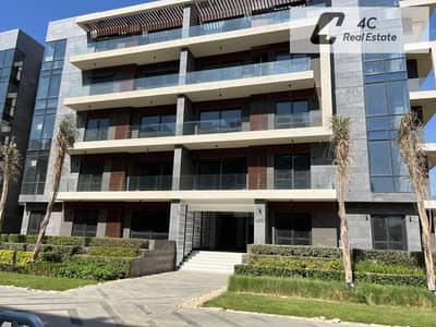 باقل من سعر الماركت ب 800 الف لسرعة البيع اقل شقة كورنر 2 غرف نوم برايم لوكيشن فيو مفتوح للبيع كمبوند الباتيو اورو التجمع الخامس ElPatio Oro