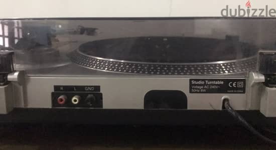 2 pair studio turntable + mixer
