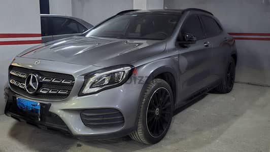 GLA 200 2020 AMG Night Package 19000km