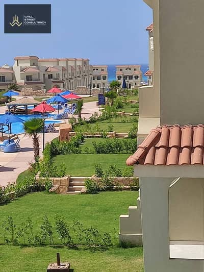 للبيع شالية متشطب بالكامل فى لوكيشين مميز فى الساحل الشمالى