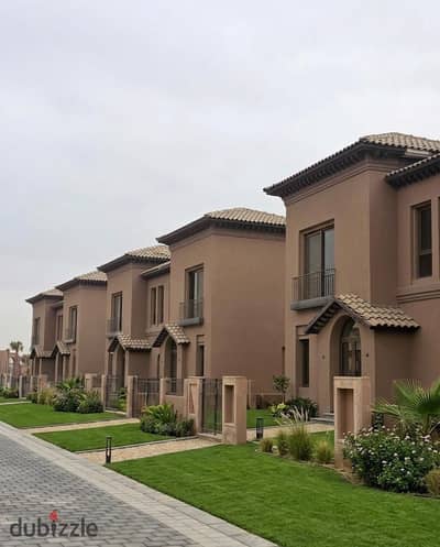At the lowest price, a villa is immediately available in Sheikh Zayed next to Emaar