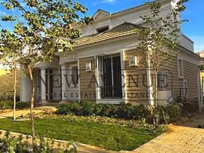 villa with huge garden Ready To move and Very prime location | in Mountain View 3 compound new cairo