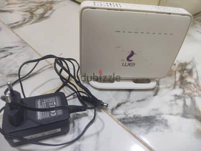 للبيع رواتر شركه We شغال كويس جدا معا الكبل