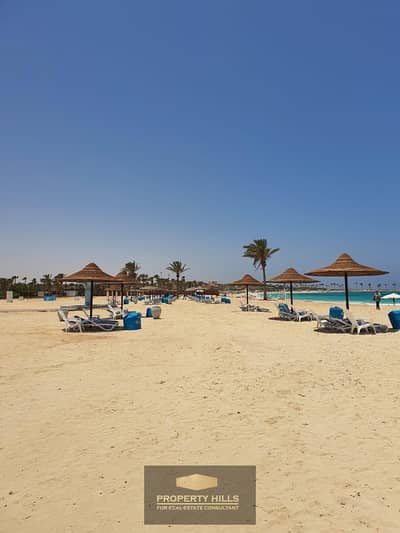 شاليه متشطب على البحر مباشرة في Matarma Beach رأس سدر بسعر لقطه