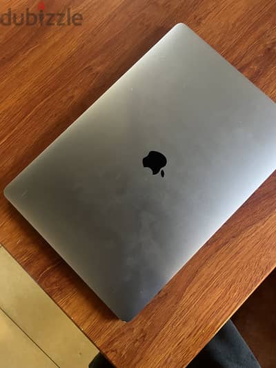 MacBook Pro 2019  ,i9  , 16 i nch