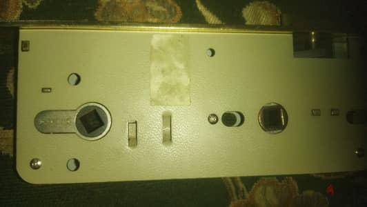 طبلة باب شقة