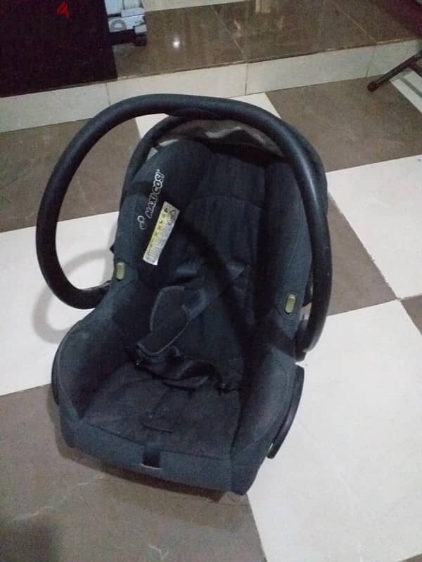 Maxi- cosi car seat 2