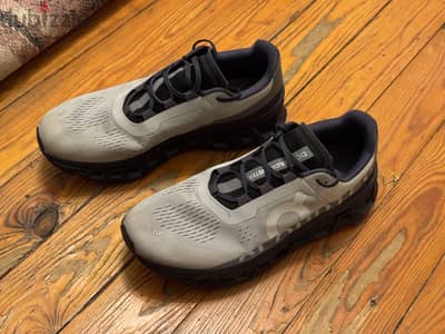 ON Cloudmonster shoes size 12.5 / 47.5