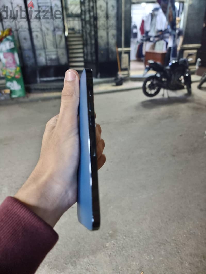 iphone 12 pro max 2