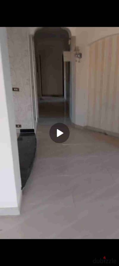 فرصة لوكس شقة للايجار بالحي الاول مجاورة 7