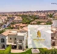 For quick sale: Twin house, 340 meters, at a bargain price in Uptown Cairo - Levana - immediate delivery - main street view
