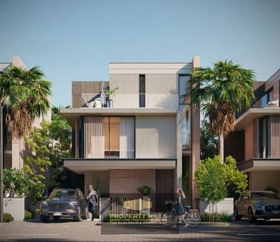 Townhouse for sale in Palm Hills - palm hilles الواسعات الشرقية next to The Crown and New Giza