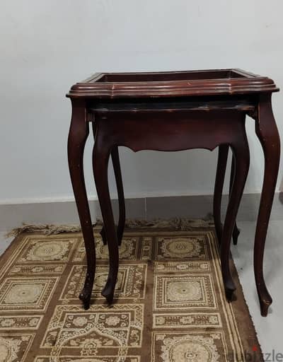 ٣ ترابيزات سايد