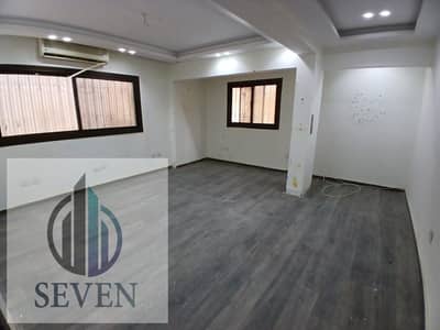 Ultra-modern office for rent, 180 sqm, air-conditioned, licensed, prime location, Degla Maadi, for large companies