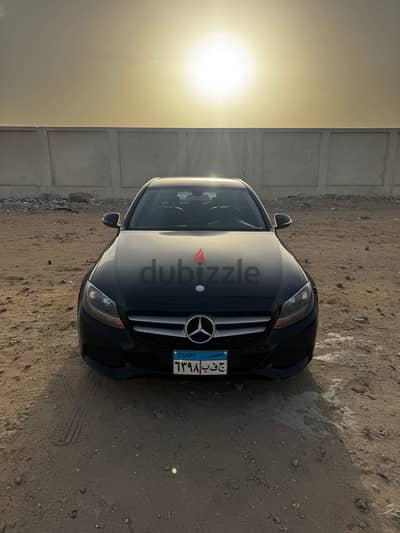 مرسيدس بنز سي 180 فابريكة بالكامل وكيل 2015 Mercedes-Benz C180