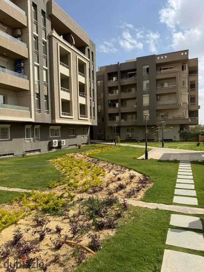 Apartment for sale in Zahra Al-Maadi, Section Ten, Emerald