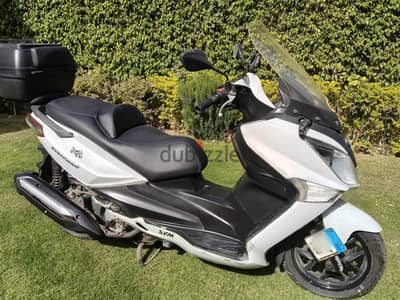 SYM GTS 300i