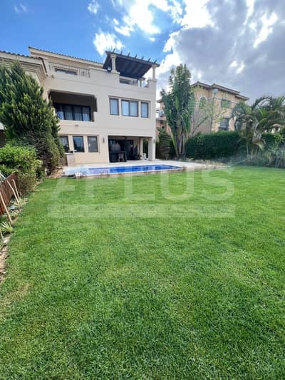 Corner townhouse Lake view Furnished Marassi