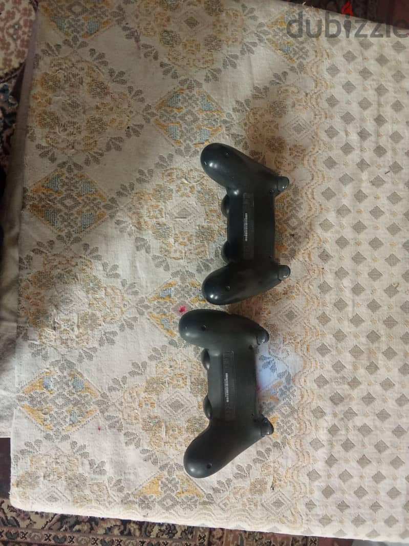 ps4 slim slightly used 6