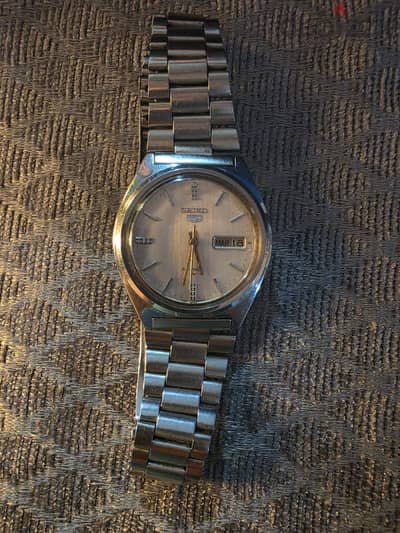 5 (Seiko 5) الأوتوماتيكية