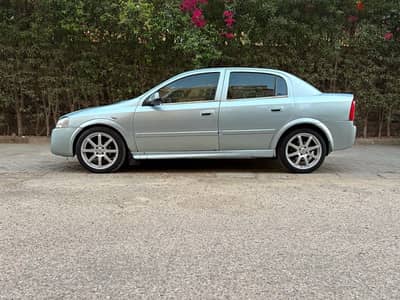 Opel Astra 2005