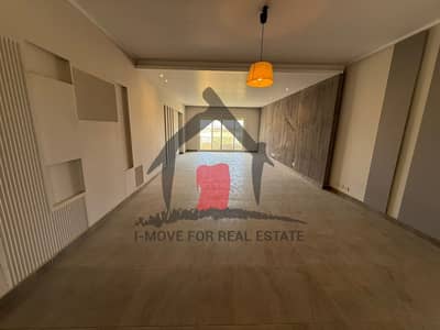 أبر فاميلي هاوس للإيجار 270 متر بالمطبخ وتكيفات في ذا كرون بالم هيلز The Crown Palm Hills