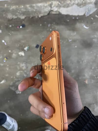 ايفون 17 pro max sim